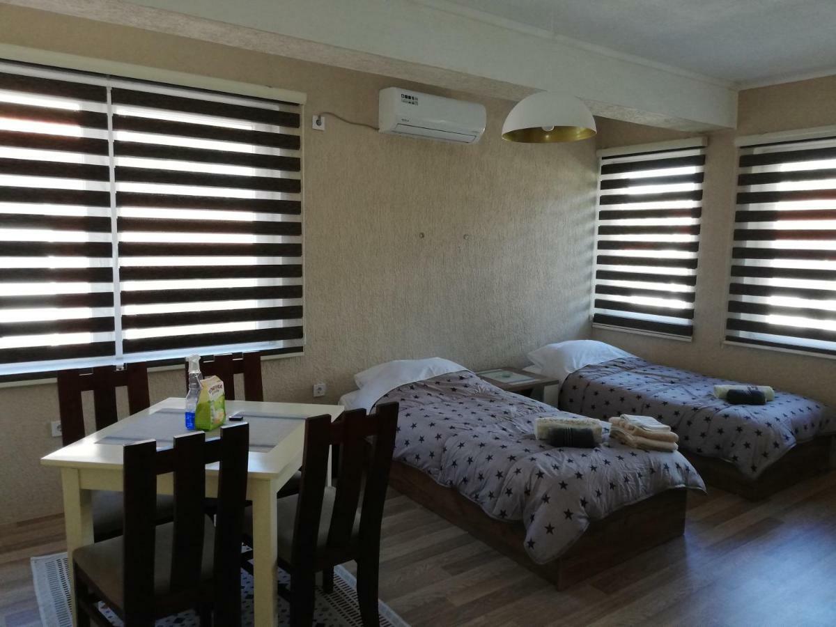 Dionis Rooms & Apartments Prilep Exterior photo